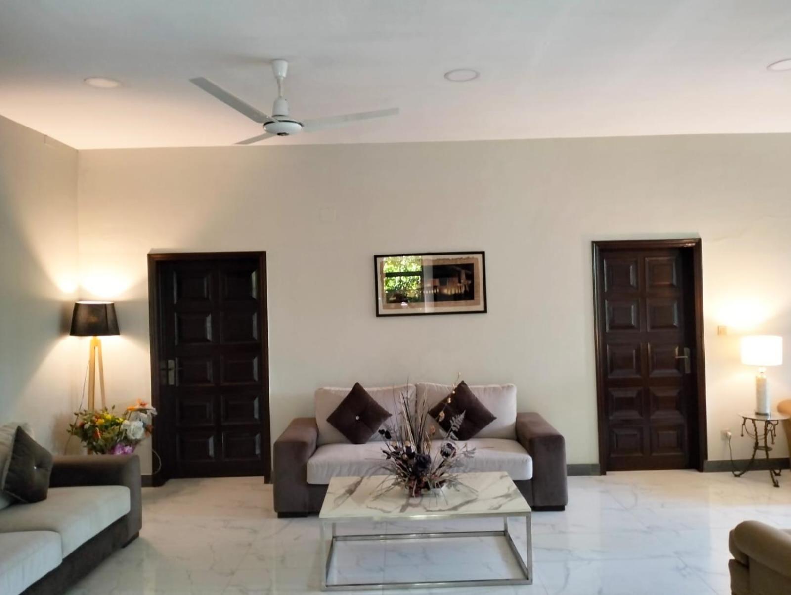 Riviera Courtyard Guest House 伊斯兰堡 外观 照片