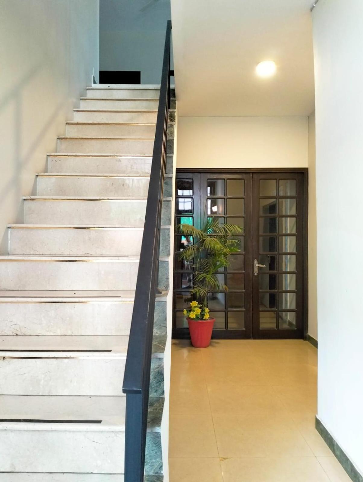Riviera Courtyard Guest House 伊斯兰堡 外观 照片